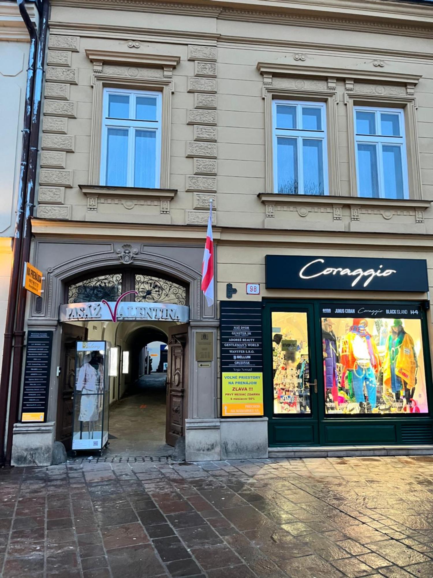 Apartament On The Main Street With Parking Old Town Koszyce